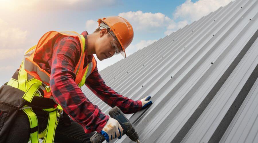Professional Emergency Roof Repairs services in Mathews, VA
